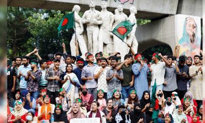 দল নিয়ে ‘রাজনীতিতে’ আসছেন শিক্ষার্থীরা, সিদ্ধান্ত এক মাসের মধ্যেই