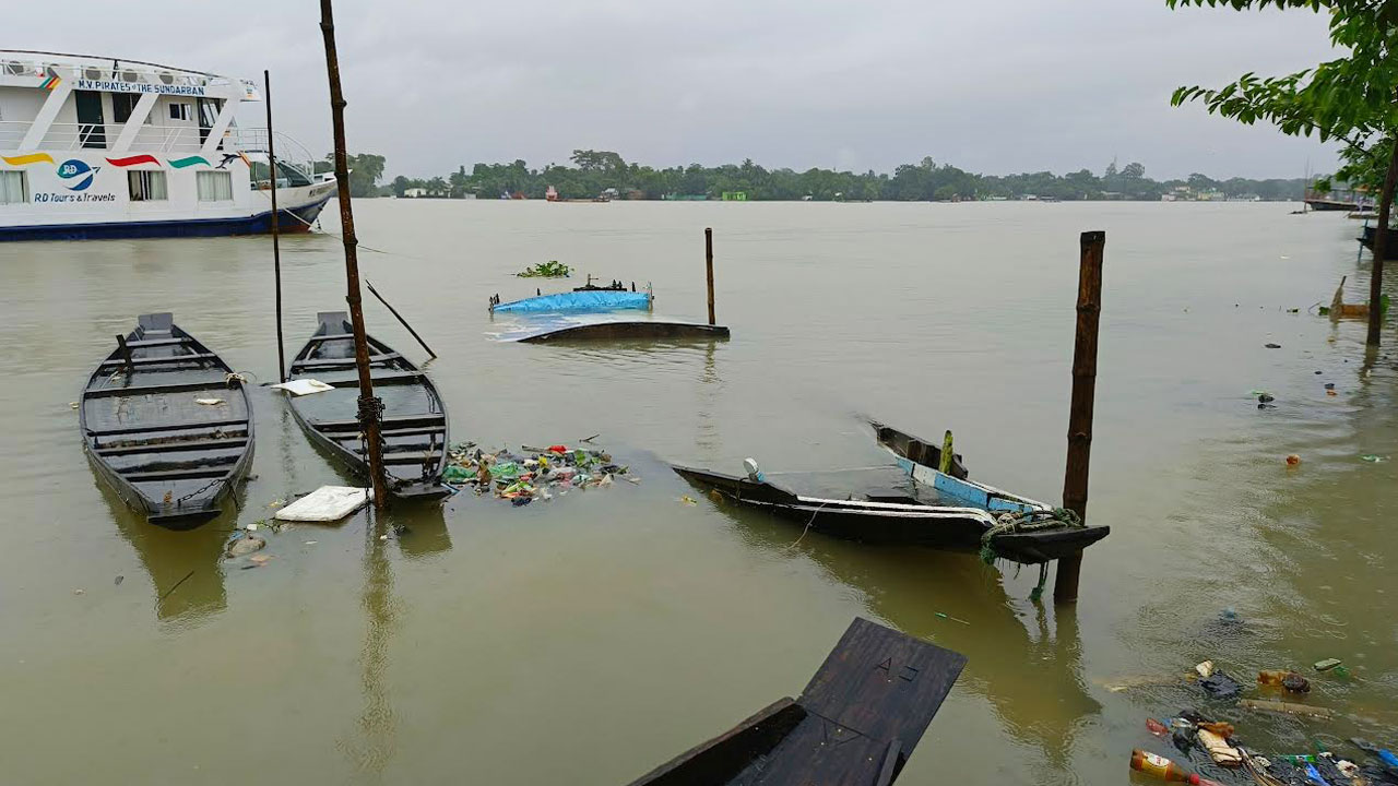 বিপৎসীমার ৩০ সেন্টিমিটার ওপরে সুরমার পানি, সুনামগঞ্জে ফের বন্যা