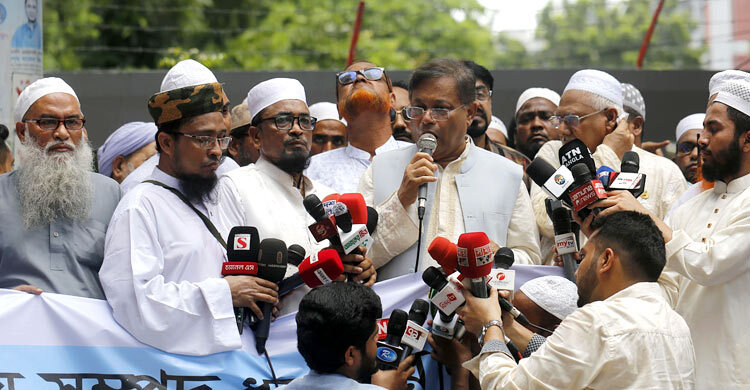 বিএনপি-জামায়াতের ‘সন্ত্রাসীরা’ নৈরাজ্য চালিয়েছে : পররাষ্ট্রমন্ত্রী